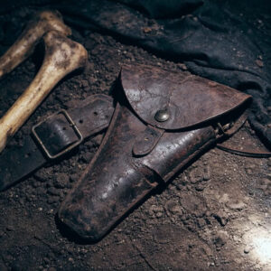 The Saloon Under the Sand: A Nevada Windstorm Uncovered a Buried 1900s Bar — and the Trapdoor Behind It Exposed a Crime Hidden for Over a Century 24 2aoboqdzbfeky99hzigdryqrsstgzhxhdjulexiu7